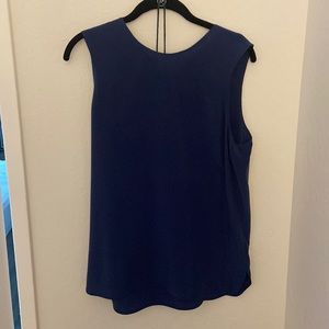 Everlane sleeve-less silk top